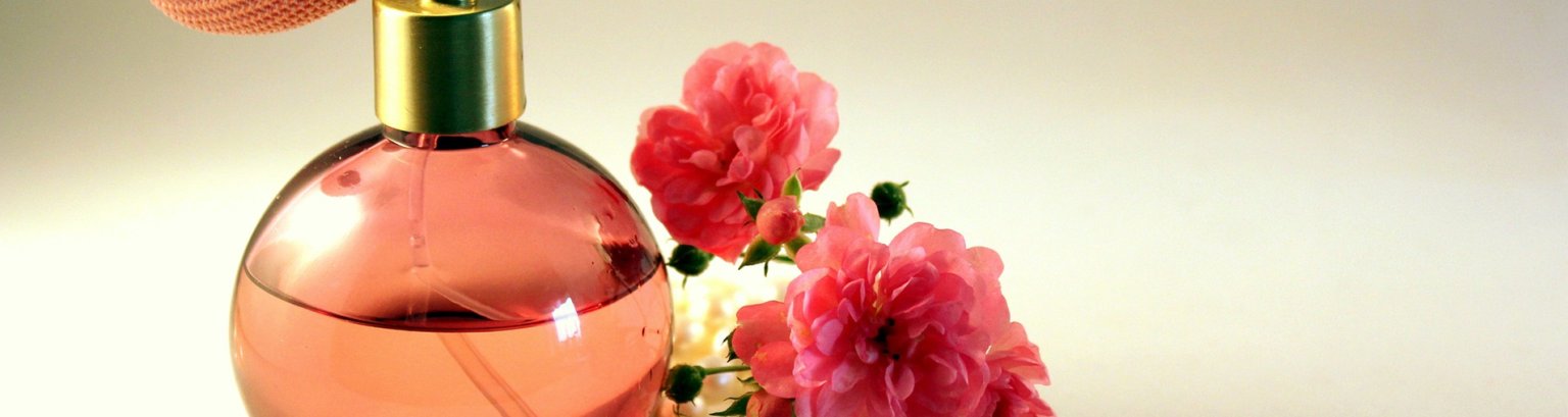 Puder und Parfüm.png