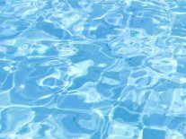 pool-617197_1920.jpg