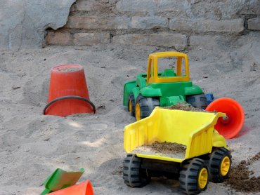 sandbox-1475860_1920.jpg