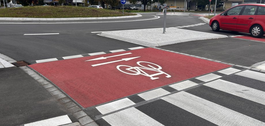 Fahrradüberquerung Kreisverkehr Schäferhof-Oberhof