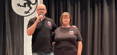 Karateka Birgitt Siemens mit ihrem Trainer Andreas Krug